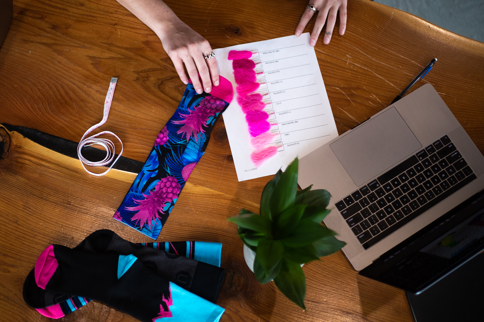 How to Order Custom Socks: MOQ, Lead Times, Artwork, and What to Expect